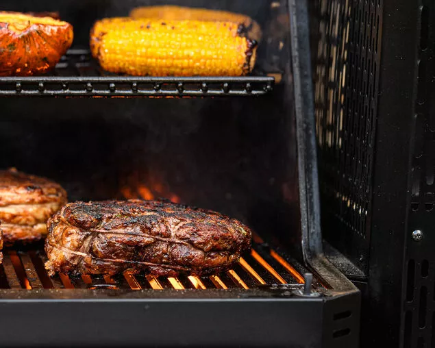 Masterbuilt Gravity Series 800 Digital Charcoal Grill + Smoker | Large Capacity BBQ & Smoker - Image 10