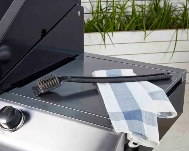 Pro Grill Grill Brush 45cm - Heavy Duty BBQ Cleaning Tool for Grills, Griddles & Smokers - Image 2