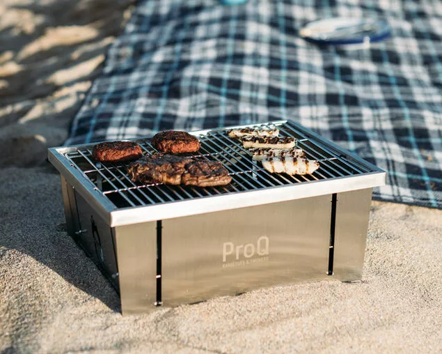 ProQ Flatdog Portable Charcoal BBQ | Compact & Lightweight | Perfect for Outdoor Cooking - Image 2