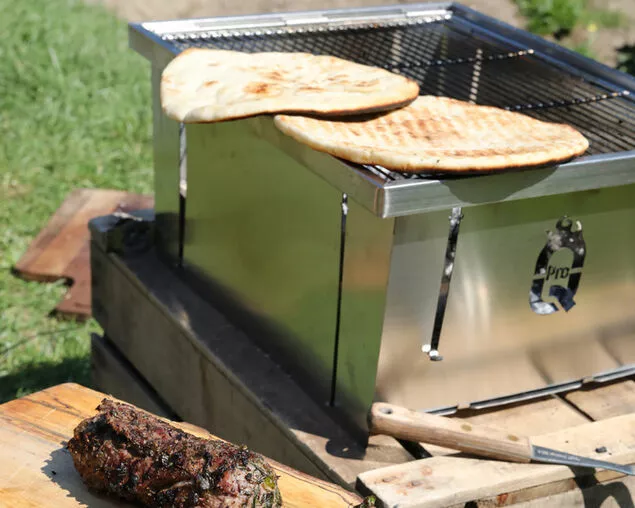 ProQ Flatdog Portable Charcoal BBQ | Compact & Lightweight | Perfect for Outdoor Cooking - Image 8